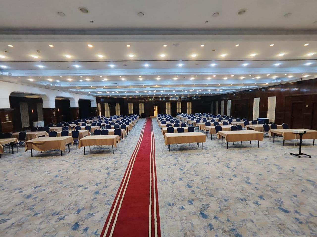 בגדד Almansour Hotel מראה חיצוני תמונה